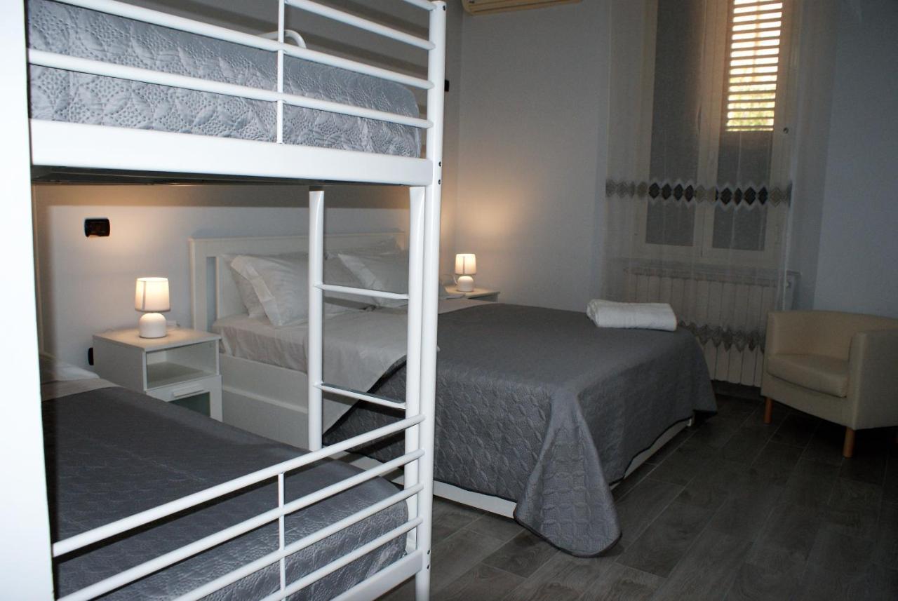 B&B Metropolitan Rc Reggio di Calabria Kültér fotó
