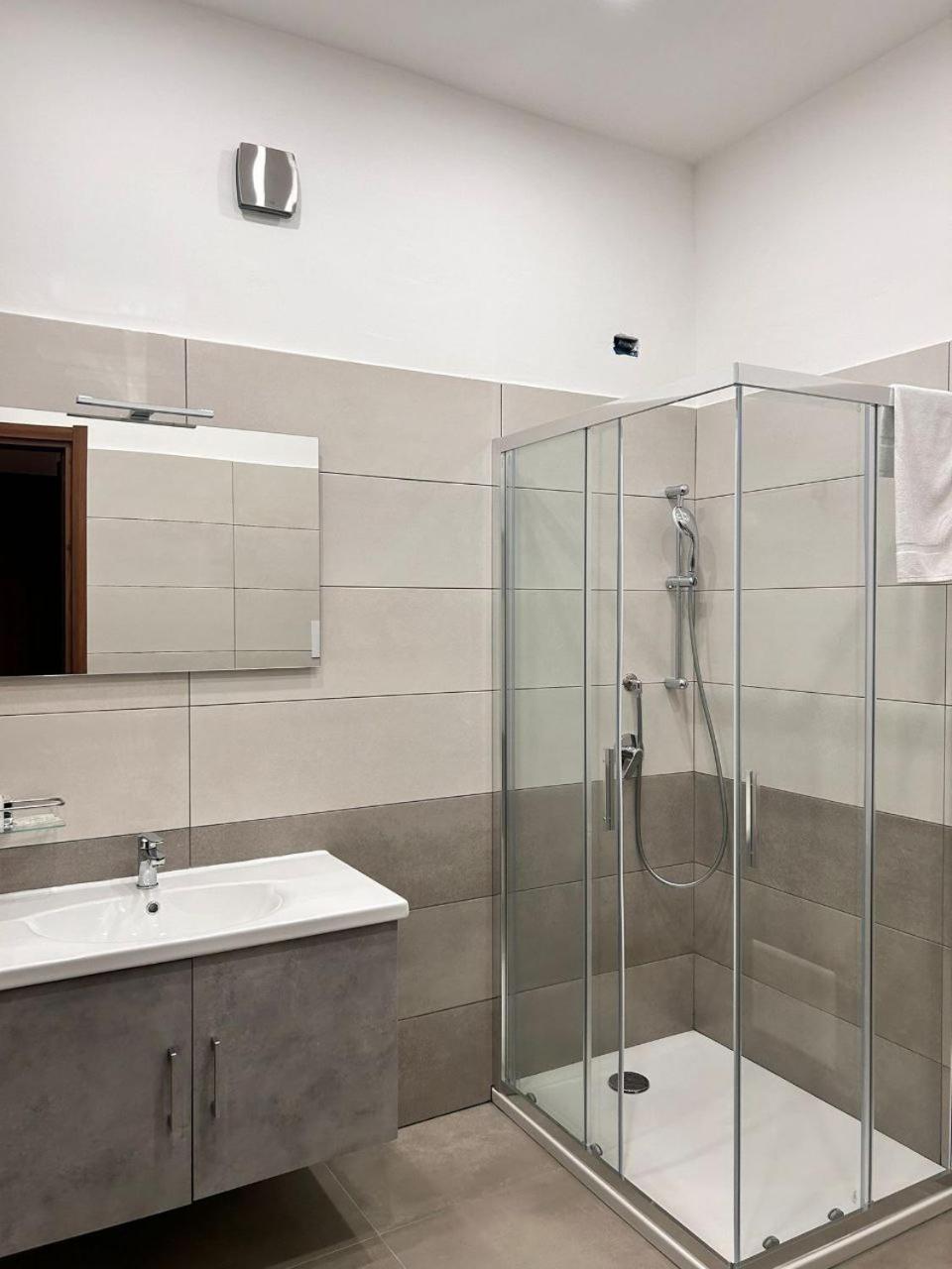 B&B Metropolitan Rc Reggio di Calabria Kültér fotó